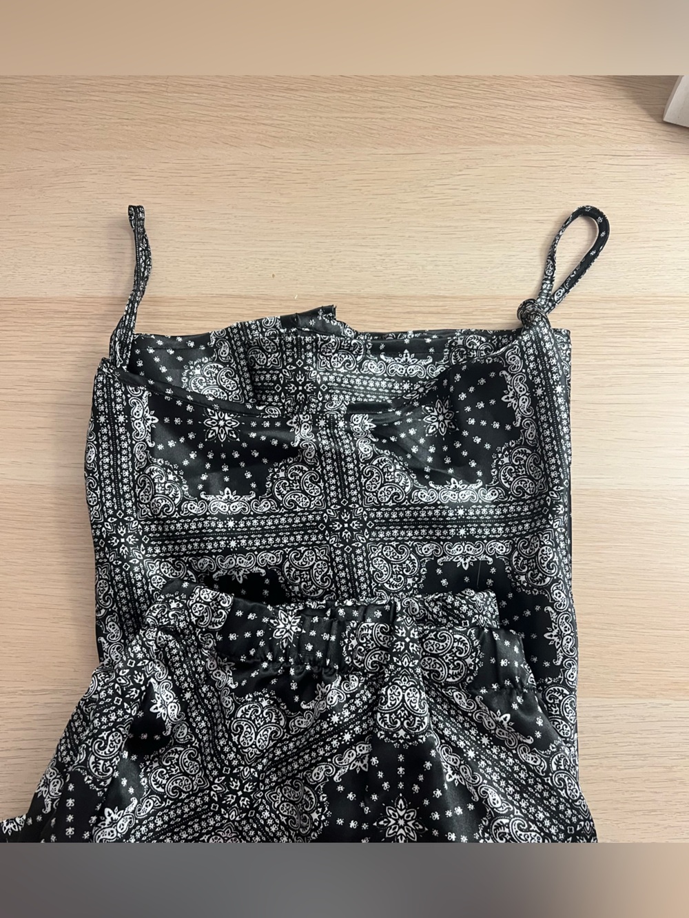Black Paisley Print Women's Set